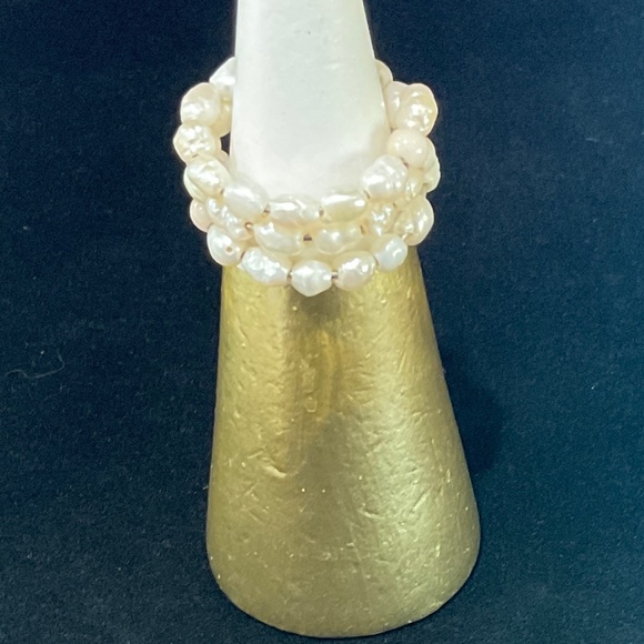 Avon Freshwater Pearl Twisted Bracelet & Ring Set Gold Colored Beads Signed Avon - Picture 8 of 8